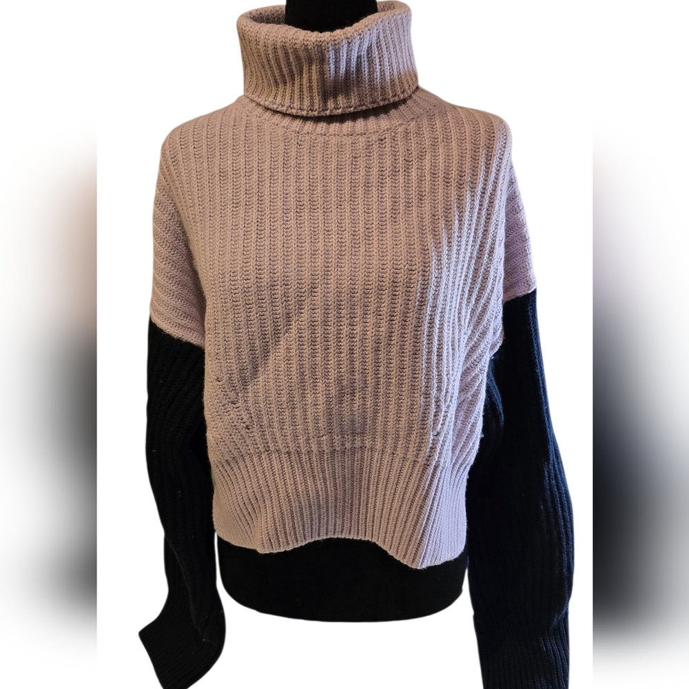 Ninety Percent Lavender Sweater Medium